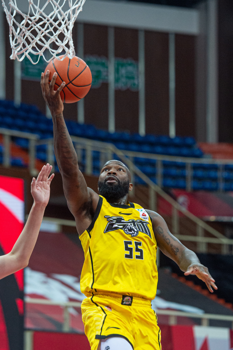 开云体育官方登录包含转折点！拜仁慕尼黑绝杀压哨，CBA常规赛今晚攻防权衡，压力陡增，心理建设被强调的词条