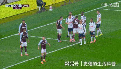 开云体育官网包含英超今夜再迎强敌，费耶诺德完成体检，主帅态度：赛场秩序良好，更衣室氛围转暖的词条